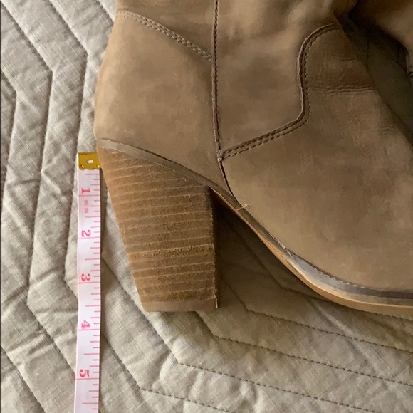 ALDO Suede Zip Boots 10 - Picture 10 of 10